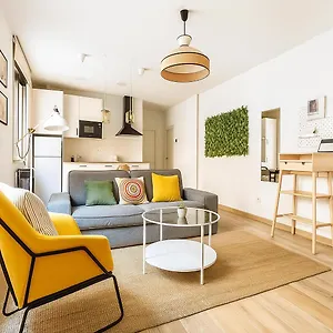 Trauko Flat Parking 12 Euros X Day Ebi01313 Apartamento